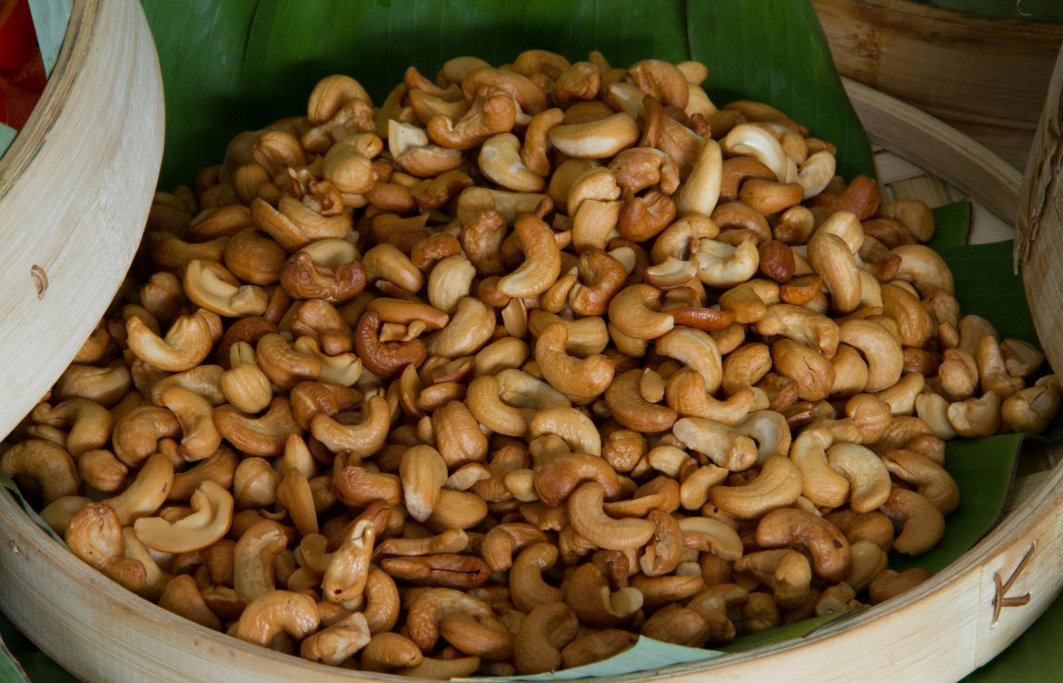 Unlock the Health Benefits of Eating Cashews: A Nutritious Delight
